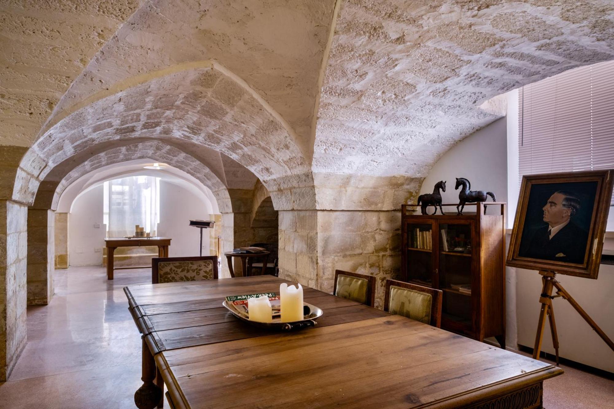 Dimora Del Vescovo Art Boutique Hotel Минервино ди Лече Екстериор снимка
