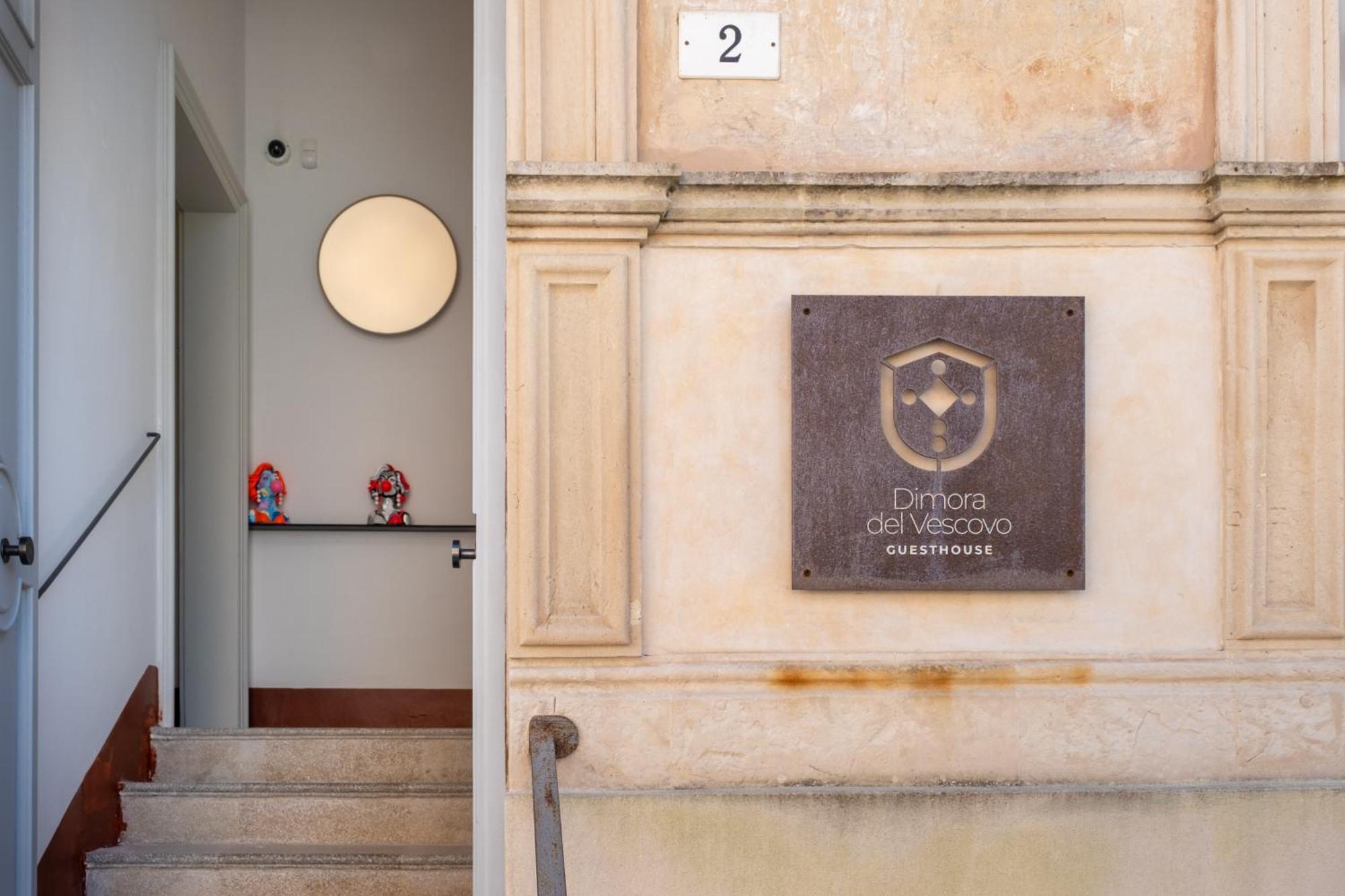 Dimora Del Vescovo Art Boutique Hotel Минервино ди Лече Екстериор снимка
